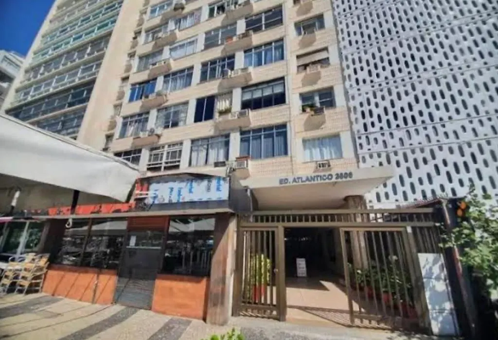 Apartamento em Copacabana beira mar-1